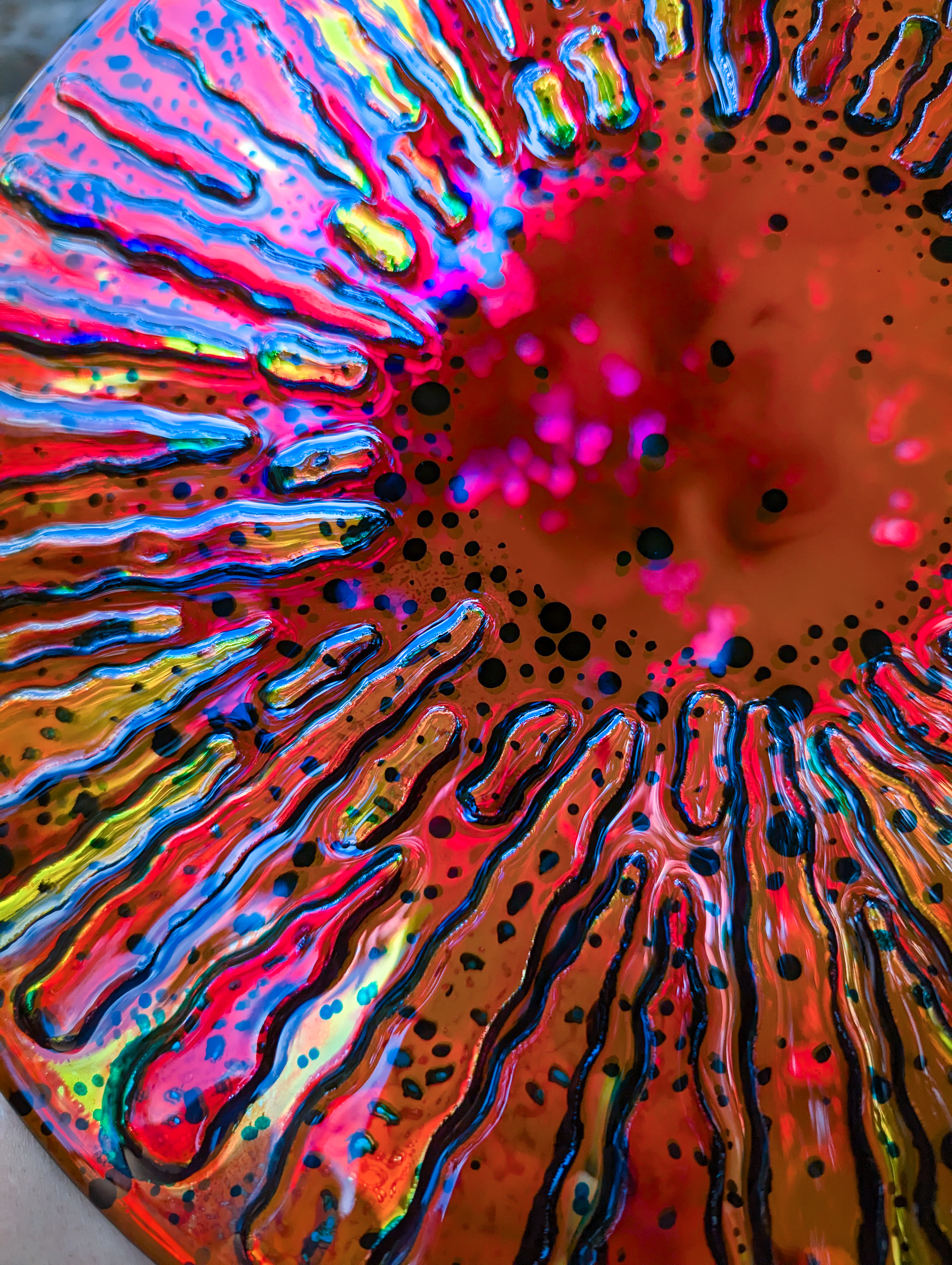Prismatic Mind = Prismatic Waves glass artwork by Haiiileen (2025), circular hand-carved disc with rainbow mirrored finishes.